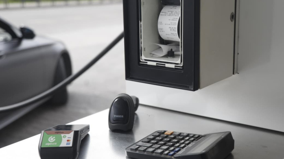 Taskforcë për monitorimin e çmimit të karburanteve në Shqipëri, ja si do të funksionojë