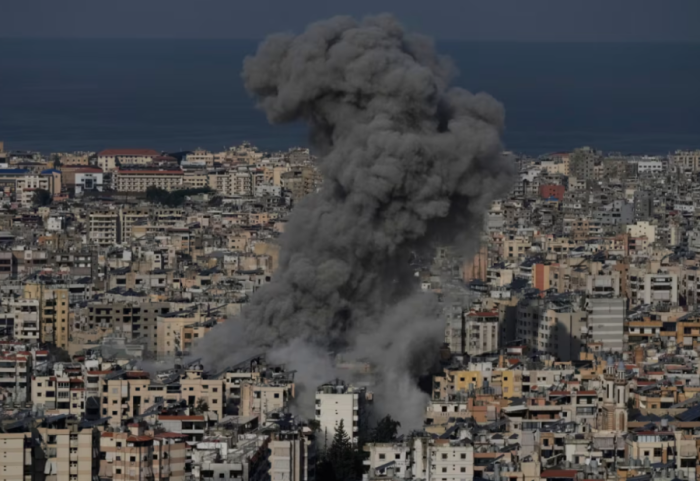 “Po përjetojmë një krizë të madhe”, civilët në mëshirë të fatit pas bombardimeve në Liban