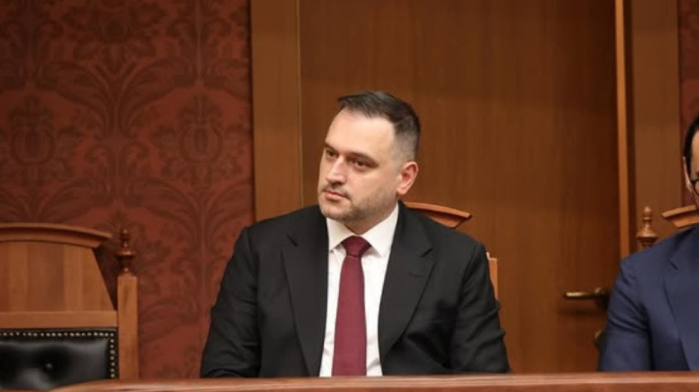 U votua si ministër i Mbrojtjes, postimi i parë i Ermal Nufit: Përgjegjësi e jashtëzakonshme