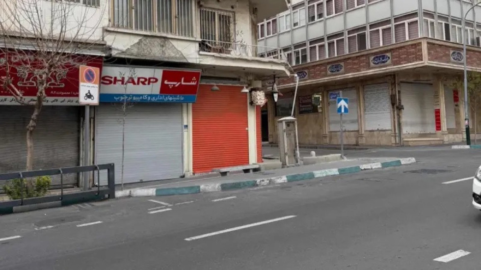 Banori i Teheranit poston foto me VPN: Rrugët në Iran janë të shkreta