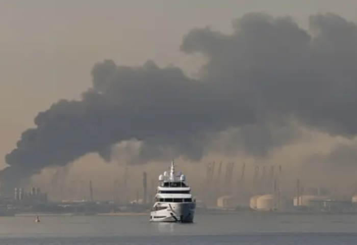 Lufta prek edhe influencerat, rrezikojnë burg në Dubai nëse bëjnë këto gabime