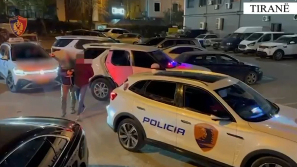 2500 euro për një emigrant të paligjshëm, policia arreston tre persona