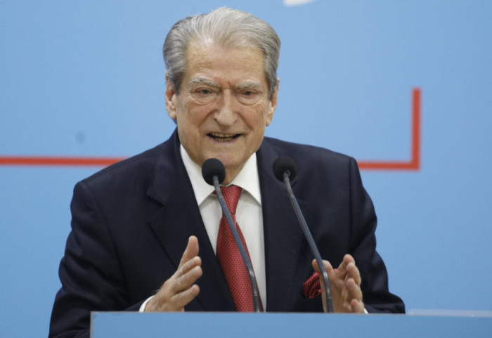 "Elegji dhe mbrojtje për Ballukun", Berisha - Ramës: Tani e tutje sovrani do të flasë!