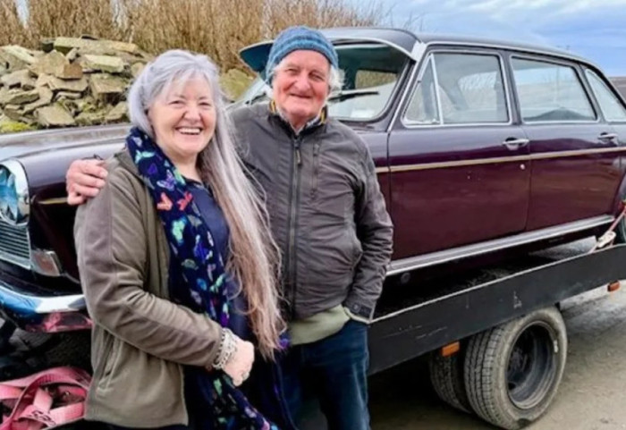 Nga Zelanda e Re në Skoci, udhëtimi i makinës klasike në gjysmën e botës