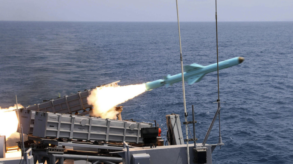 Bombardimi i ishullit Kharg, Irani: Do t'i bëjmë shkrumb e hi objektet amerikane në Lindjen e Mesme