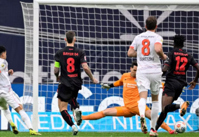 Leverkusen nuk e mund dot Bayern as me 9 lojtarë
