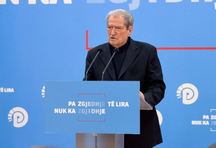 "Neni Basha", Berisha: Proces normal ndryshimet e statutit