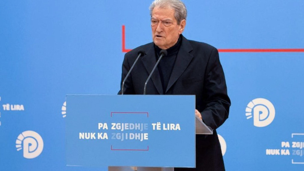 "Neni Basha", Berisha: Proces normal ndryshimet e statutit