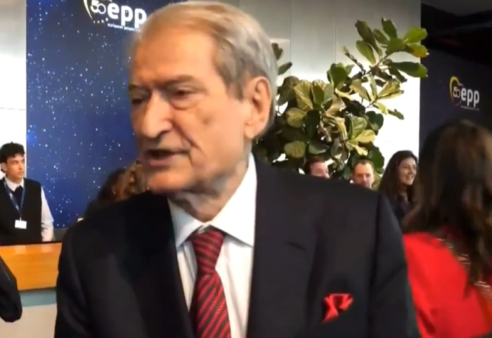 Berisha nga Brukseli: Integrimi i Shqipërisë i bllokuar, vendi peng i korrupsionit të Ramës