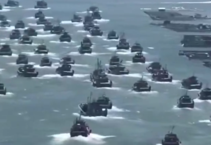 Pekini ngre “Murin e Madh” kinez, këtë herë në mes të detit