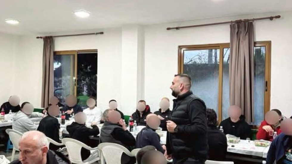 Prona në emër të drejtorit të burgut të Rrogozhinës ishte kthyer në “shtëpi bari”