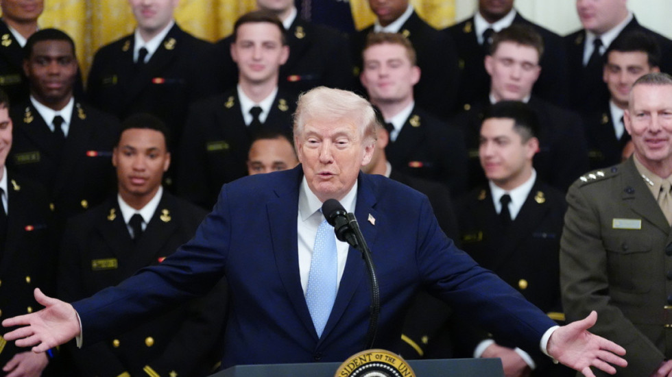 “Duam të flasim me Iranin, por nuk kemi me kë”, Trump: Askush nuk do të jetë lider i tyre!