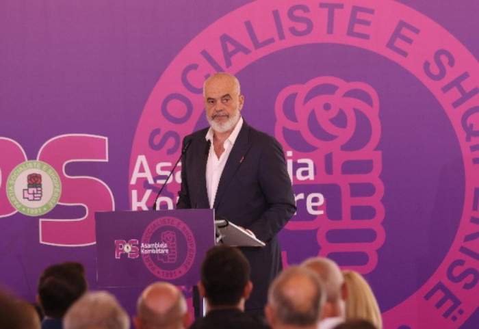 Zbardhet axhenda e Asamblesë Kombëtare të Partisë Socialiste në Durrës