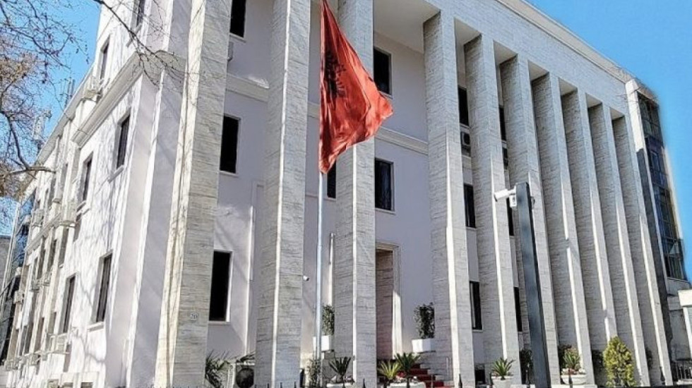 Gjykata e Lartë rrëzon rekursin e vëllait të ‘Rrumit’ dhe Vlash Brahjas për tjetërsimin e pronave në Lalëz