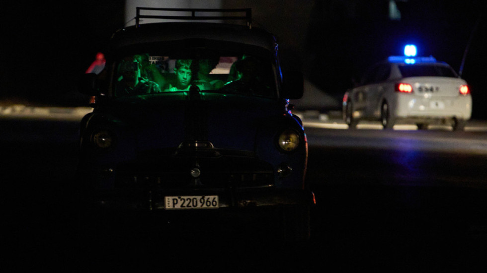 Kuba në errësisë për herë të dytë brenda javës, nisin protestat e para