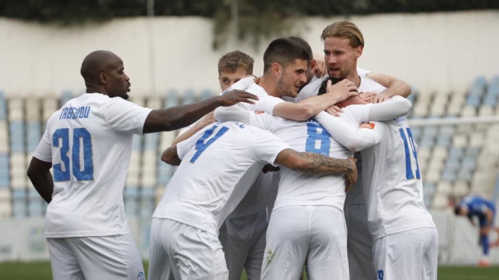 Lot, emocione dhe shpresë, Tirana mposht Vorën dhe rikthehet në garë për mbijetesë