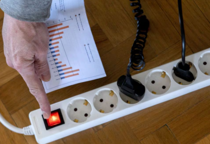 Pajisja në shtëpi që ju rrit faturën e energjisë elektrike, konsumon sa dhjetëra frigoriferë