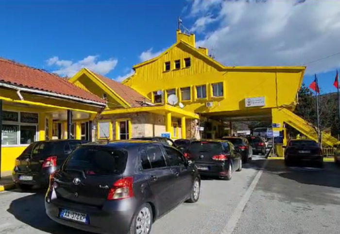 Kapet me 30 kg kanabis në Kapshticë, arrestohet shtetasi grek