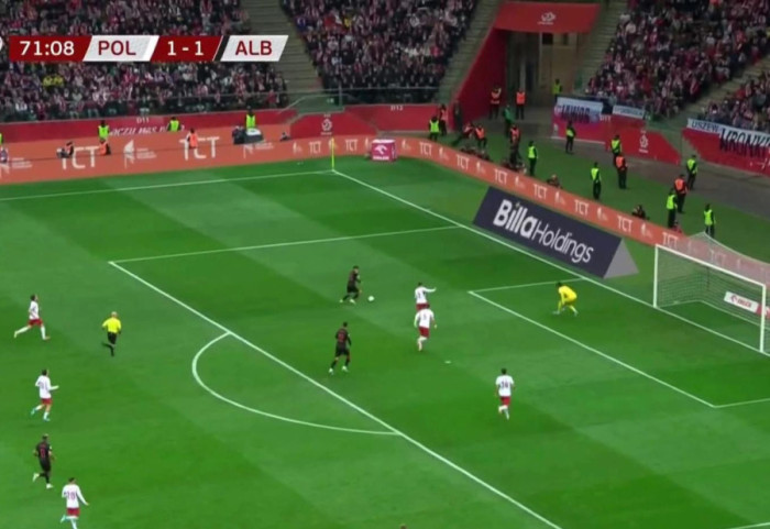 Shuhet ëndrra Botëror, Shqipëria mëkaton në Varshavë