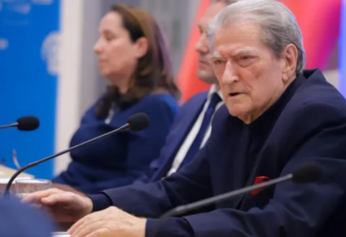 “Minimumi jetik, urgjencë”, Berisha: Pensionistët, shtresa më e keqtrajtuar