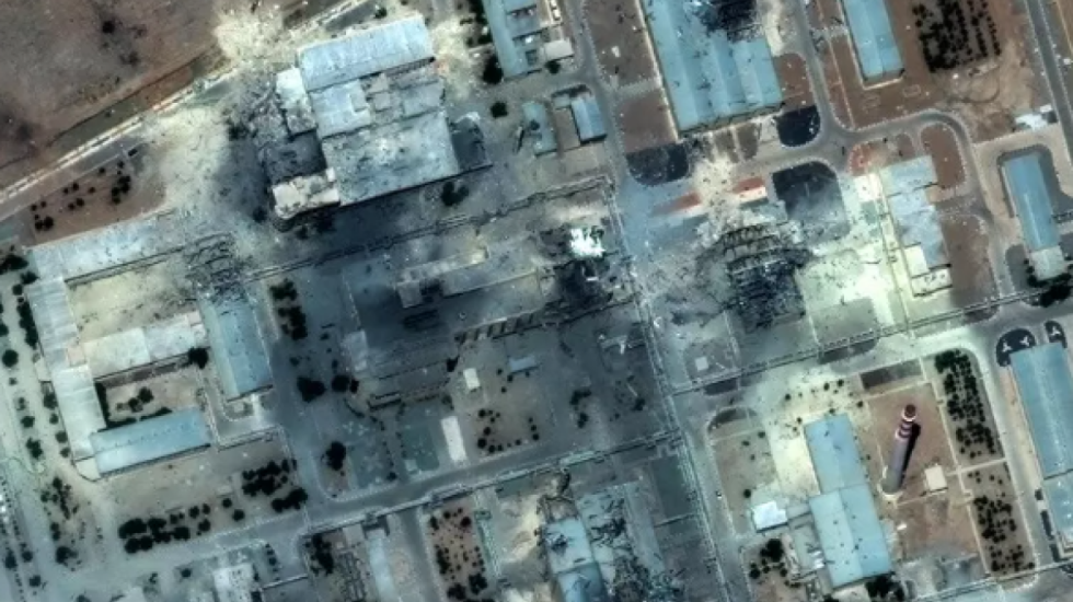 SHBA shkatërron depon gjigante në Iran, Trump poston videon