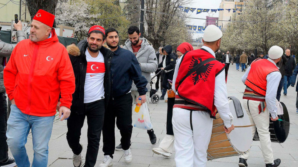 Ndizet Prishtina, 90 minuta nga historia, Kosova përballë Turqisë në natën që mund të çojë “Dardanët” në Botëror