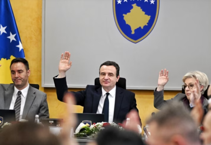 Qeveria Kurti dërgon në Kuvend projektligjet për çmimet tavan dhe sigurimin shëndetësor