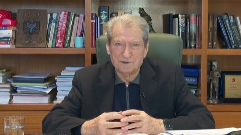 “Përgjysmim i taksës 1,1 euro për naftën”, Berisha: Braçe përfaqëson partinë e krimit