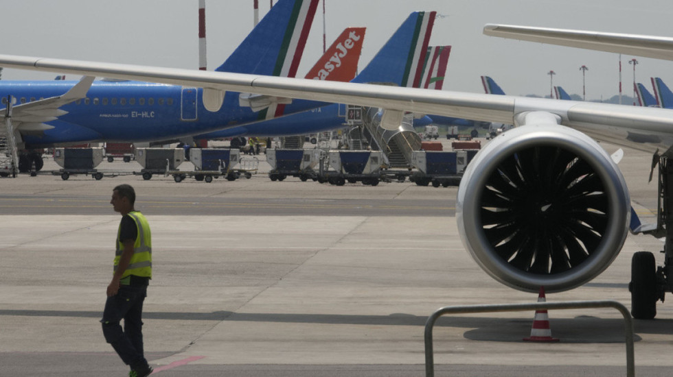 Itali, hyjnë në fuqi kufizimet e karburantit për aviacionin. Çfarë do të ndodhë me fluturimet?