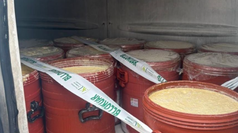 AKU bllokon mbi 7 ton djathë në Shkodër, mbyllet baxhoja