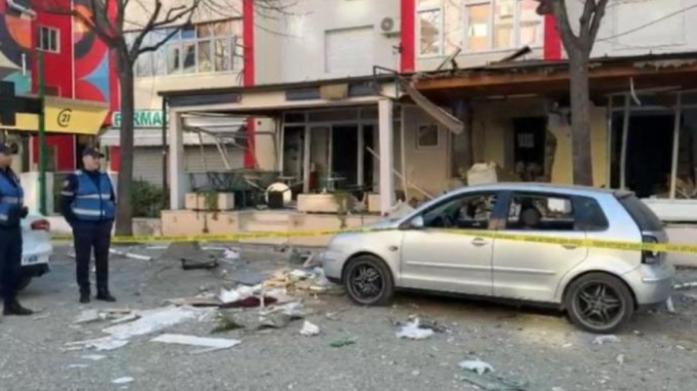 Shpërthimi tronditi Lezhën, policia sqaron ngjarjen: Janë dëmtuar 8 biznese dhe tre makina