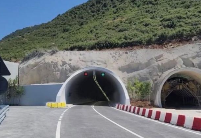 Drejt plazheve të jugut me lekë, vendoset pagesa për të kaluar në tunelin e Llogorasë