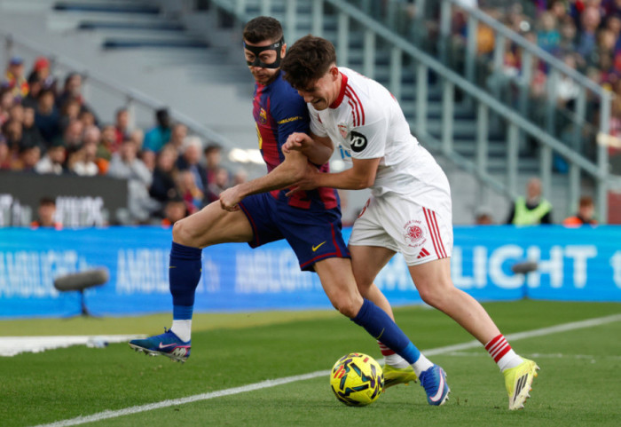 Me një këmbë në kategorinë e dytë, tifozët e ekipit spanjoll kërcënojnë lojtarët