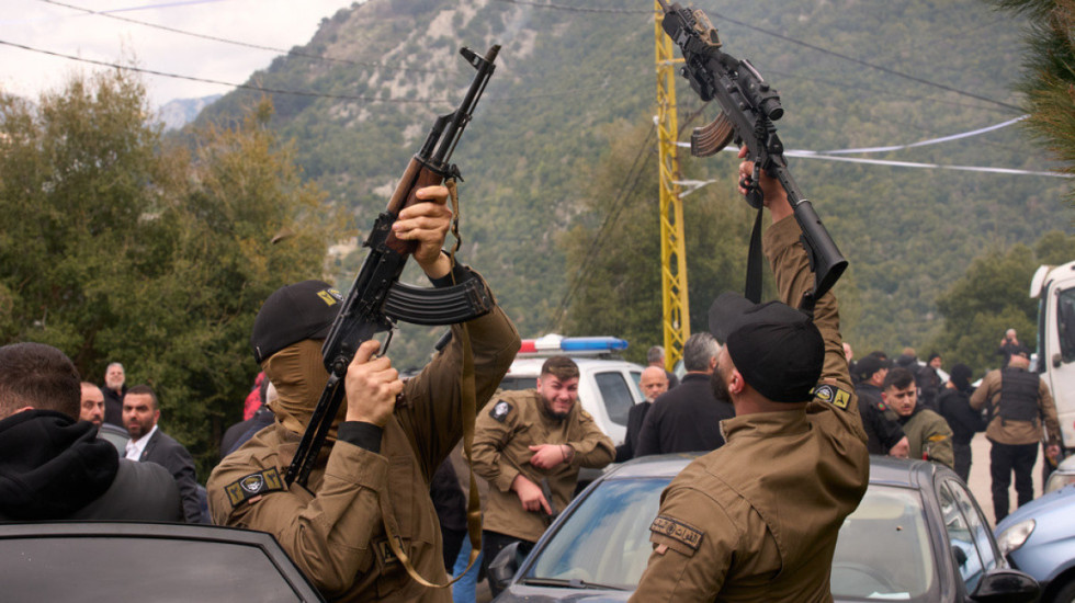 Sulmohet me armë autokolona me ndihma nga Vatikani në Liban