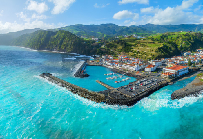 Ryanair tërhiqet nga Arkipelagu i Azoreve: 400 mijë pasagjerë preken nga anulimet e fluturimeve