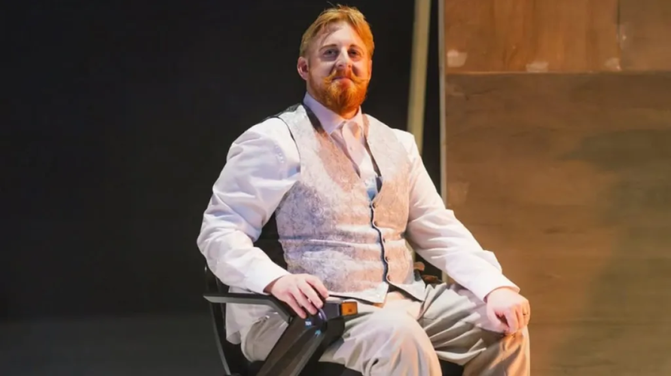 Ndërron jetë në moshën 35-vjeçare aktori dhe shkrimtari irlandez, ka luajtur në Game of Thrones