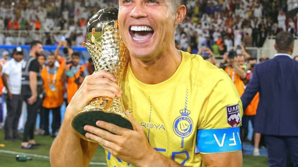 “Ronaldo po favorizohet”, skandal në Arabinë Saudite: Duan ti japin titullin Al-Nassr