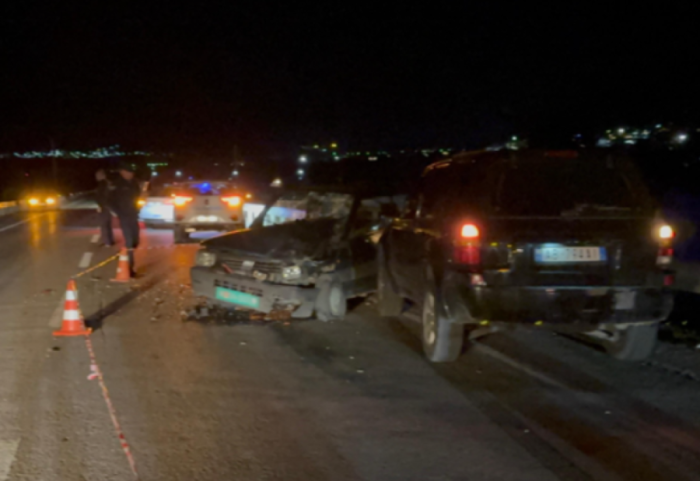 Tre makina përplasen në Korçë-Ersekë, plagoset efektivi i policisë