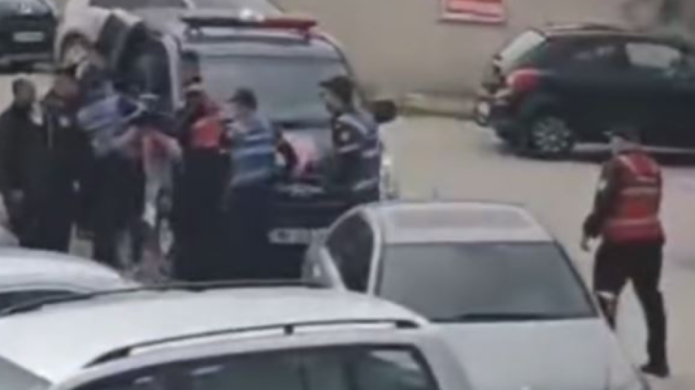 Plas grushti në Ballsh, policia shoqëron ish-kapitenin e Flamurtarit