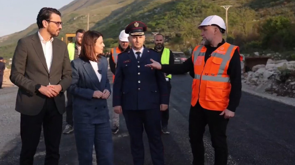 Një pikë e re kufitare me Malin e Zi, rruga Shirokë-Zogaj mund të jetë gati në maj