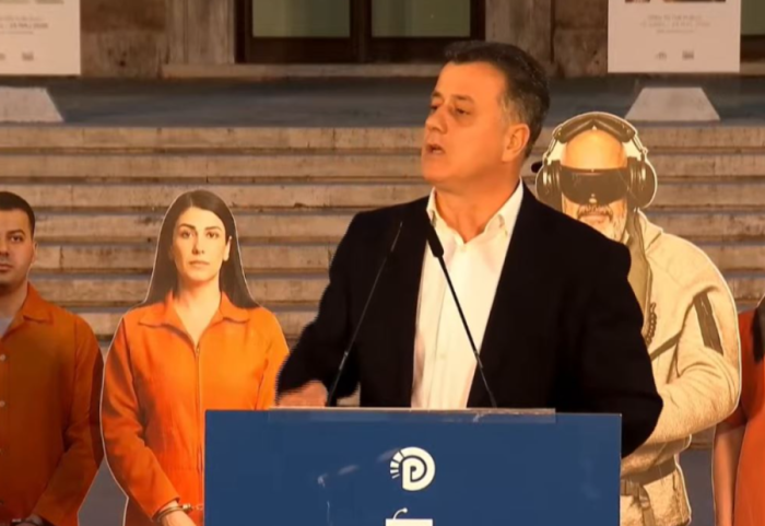 “Shqiptarët e kanë braktisur Ramën”, Noka në Foltoren e PD: Parlamenti është kthyer në zërin e narkosit