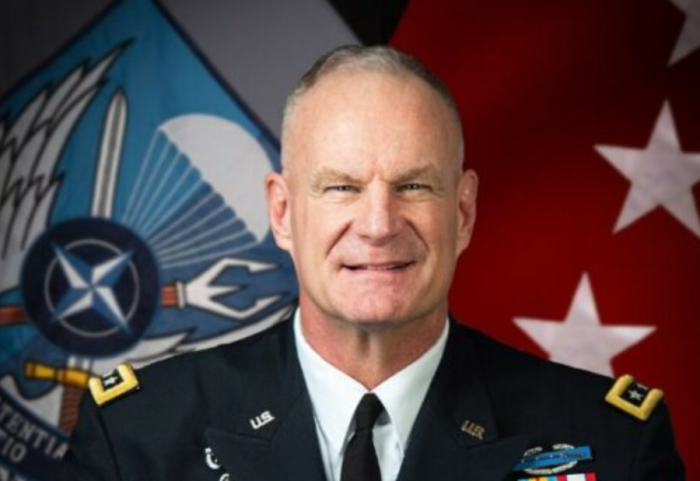 Trump propozon ish-komandantin e NATO-s si ambasador të SHBA-ve në Shqipëri