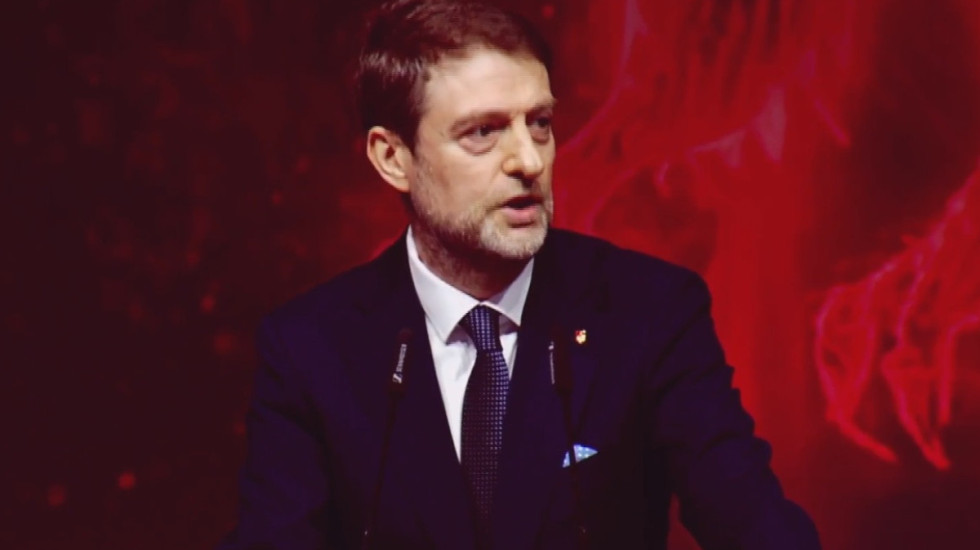 "Gjuha shqipe, ADN-ja jonë", Ferit Hoxha: E drejtë legjitime e studentëve shqiptarë në RMV