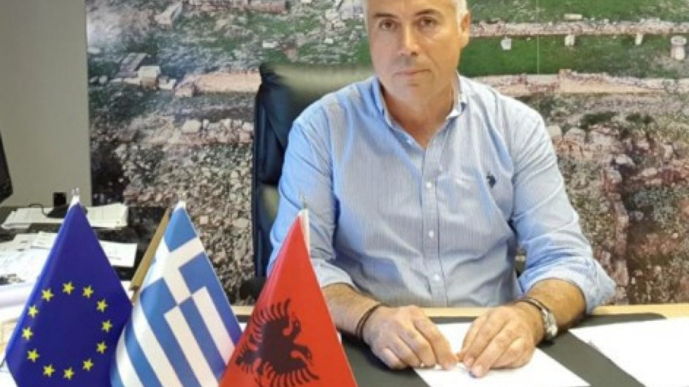 Tenderi 77 mln lekë ‘fundos’ ish-krybashkiakun e Finiqit, dënohet me 4 vite burg