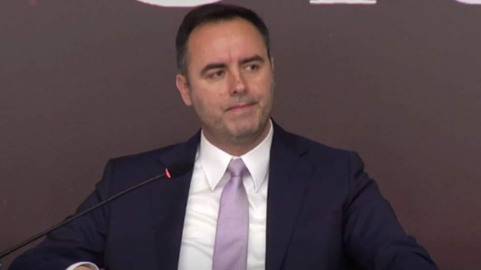 “Të financojnë Shqipëria e Kosova”, Konjufca propozon dërgimin e mësuesve për diasporën