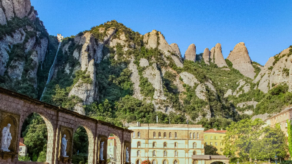 Tragjedi në malet spanjolle, shkëmbinjtë iu marrin jetën 2 alpinistëve