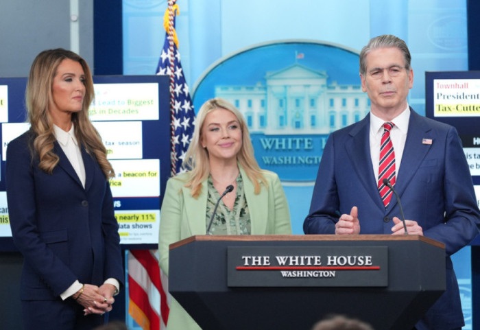 SHBA “godet” me sanksione Iranin, Teherani ndal eksportet petrokimike