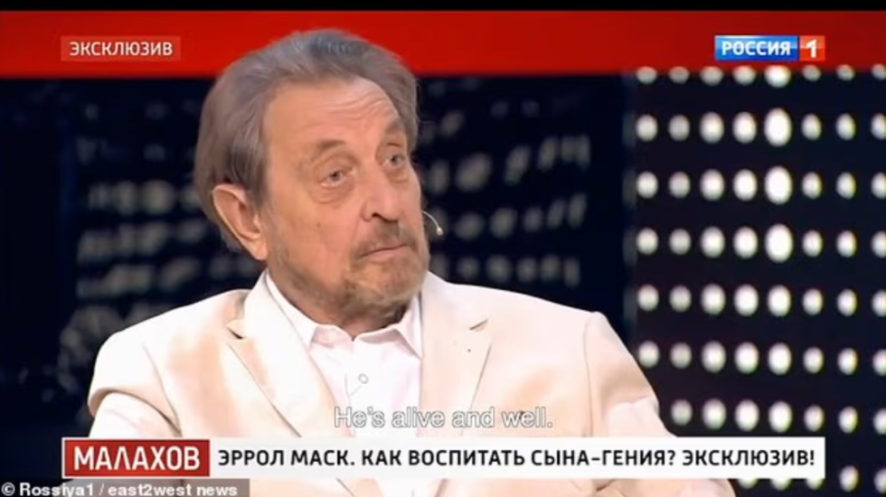 Babai i Elon Musk nuk heq dorë: Epstein është gjallë