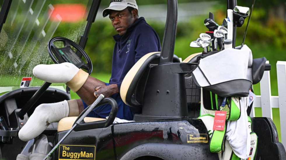 Historia frymëzuese e sportistit, golfisti pa këmbë dhe pa gishta që sfidon kufijtë e pasionit