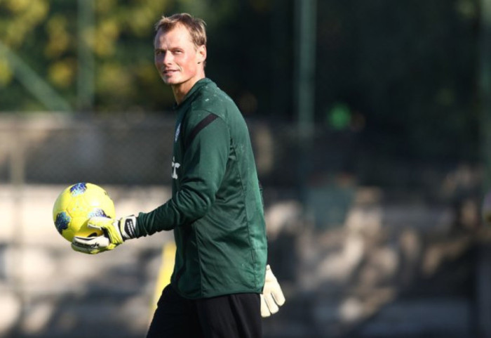 Aksident tragjik me tren në Austri, ndahet nga jeta ish-portieri i Juventus e Liverpool